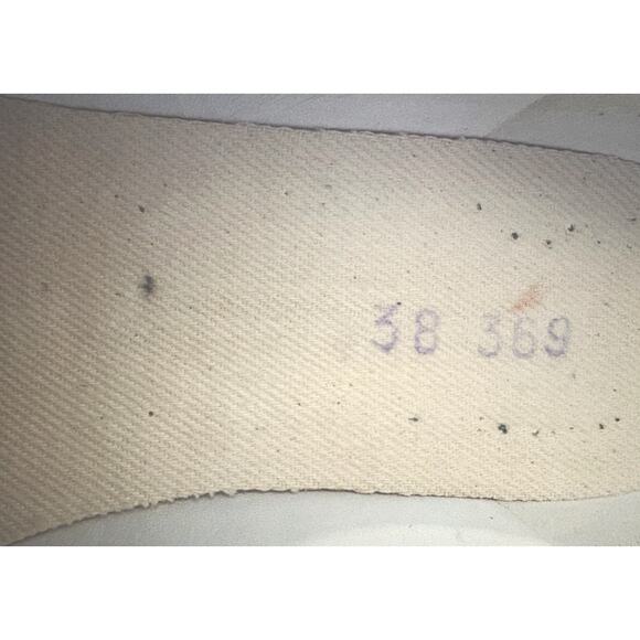 CHANEL CC Red Lambskin Leather Suede Tennis Sneakers Vintage Size 38 Logo EUC - Picture 11 of 16